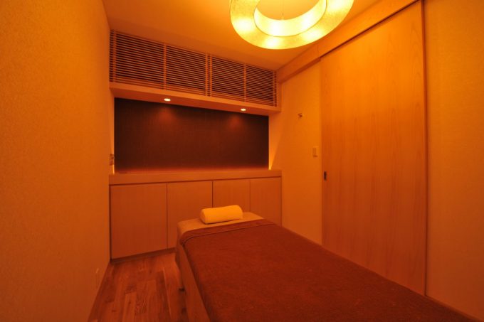 【カルミア美肌クリニック】額脱毛など顔脱毛もできる広島の医療脱毛クリニック