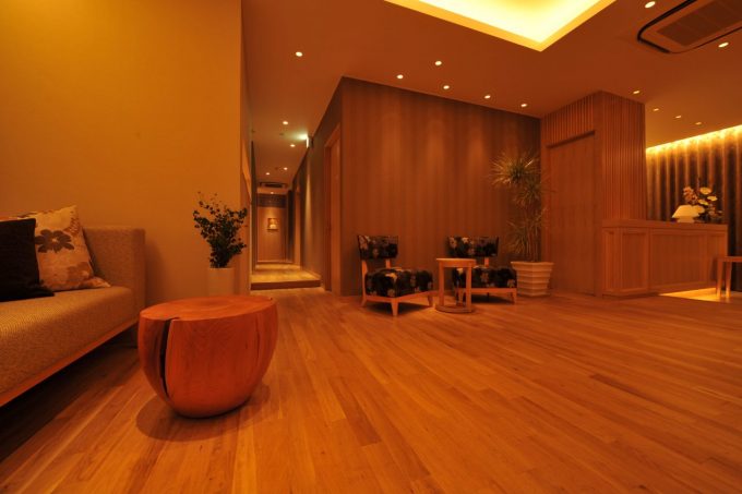 【カルミア美肌クリニック】額脱毛など顔脱毛もできる広島の医療脱毛クリニック