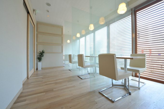 【カルミア美肌クリニック】額脱毛など顔脱毛もできる広島の医療脱毛クリニック